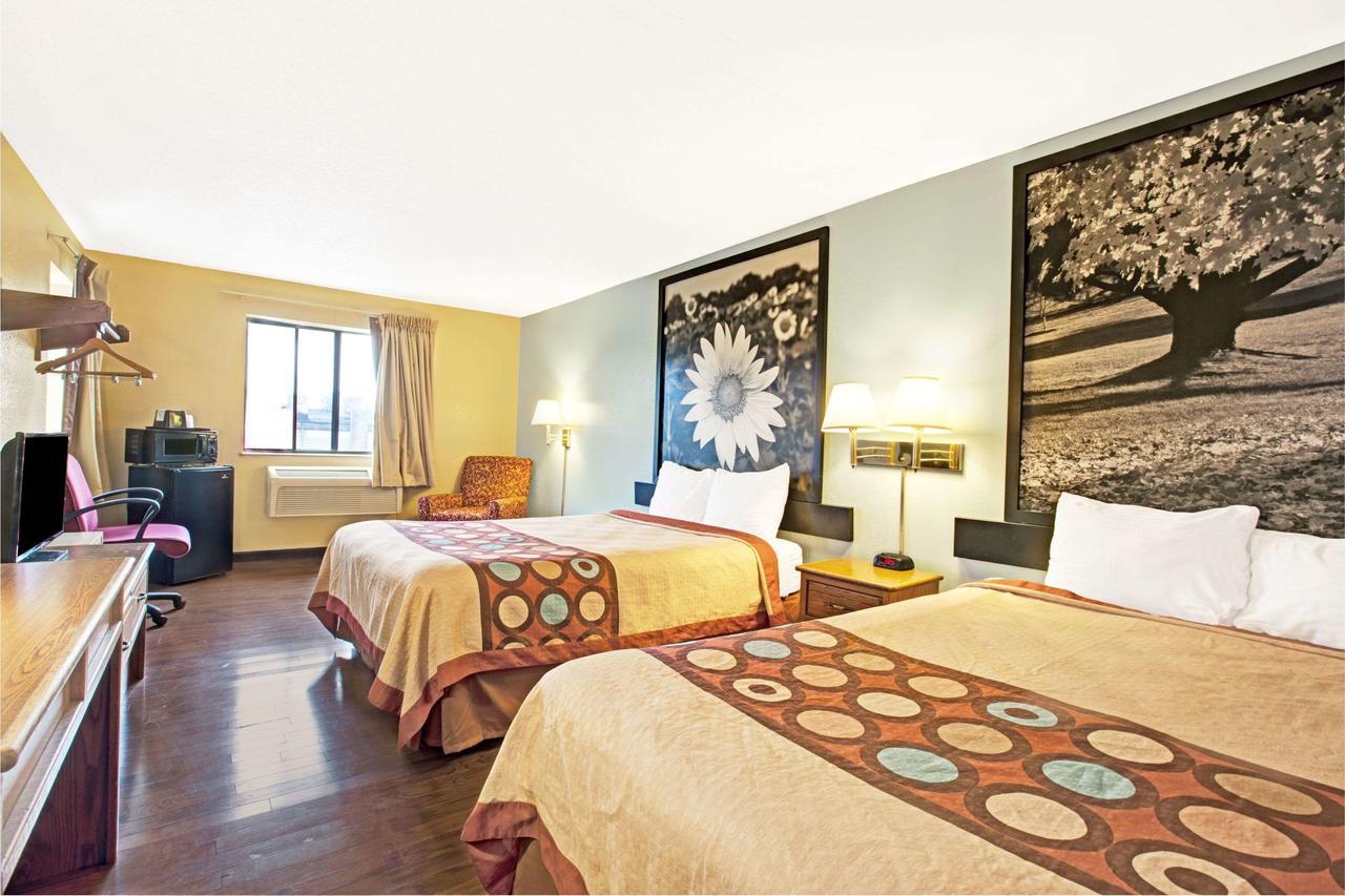 Super 8 By Wyndham Baltimore/Essex Area Zewnętrze zdjęcie